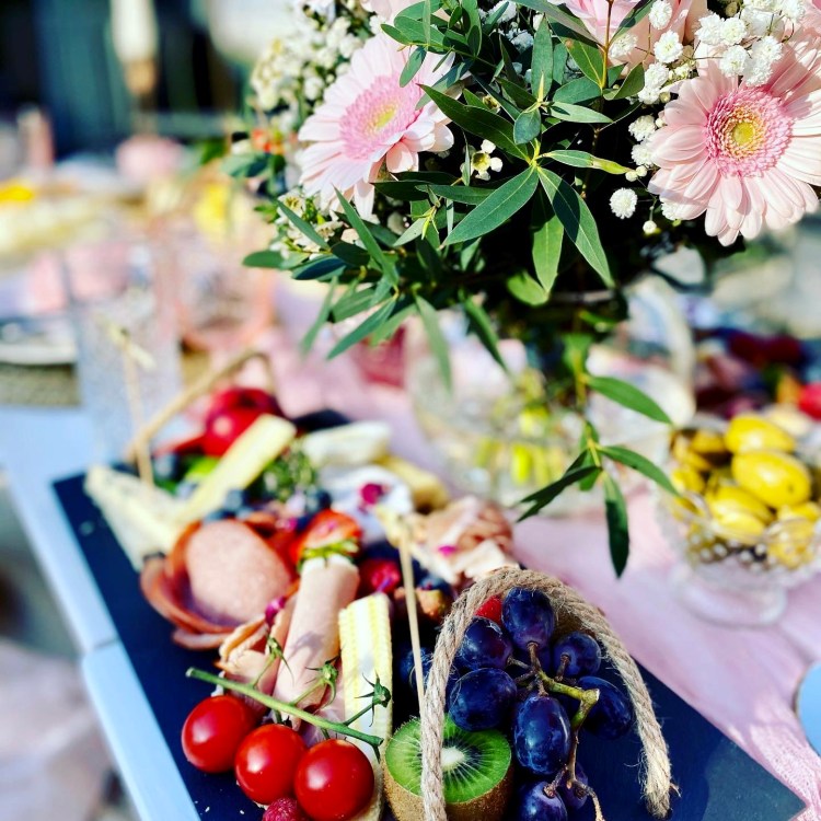sharing platter & flowers