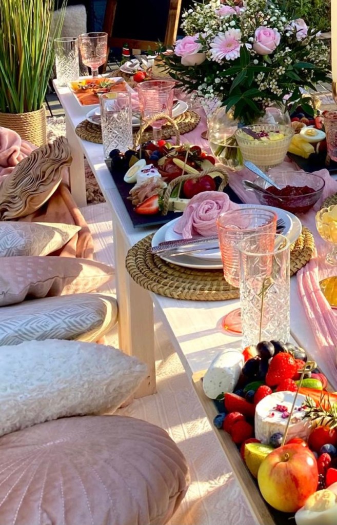 Pink picnic table setup