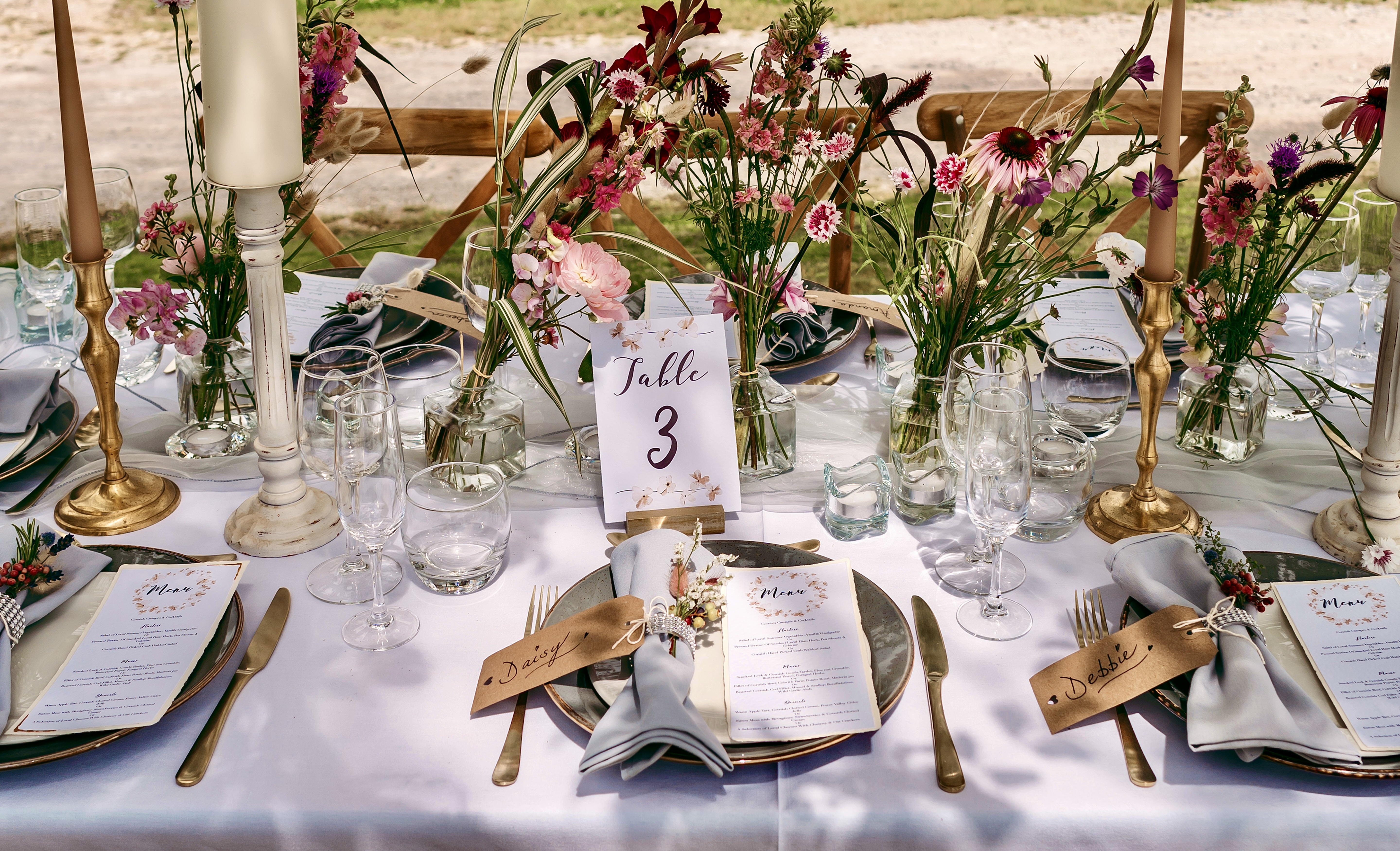 Table Stylist Styled Tables – Deliciously Posh Picnic & Grazing Boxes, Boards ...